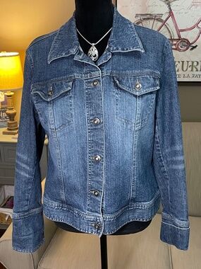 Tribal Women's Classic Fit Comfort Stretch Denim Jacket, sz 10